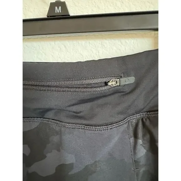 Lululemon Women’s Pace Rival Black Camo Skort Mid Rise Size 8 Athletic skirt